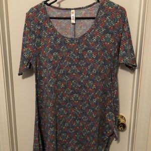 Crisscross Lula roe perfect tee